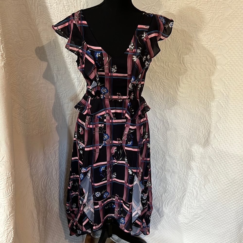 Parker floral ruffle dress, size small